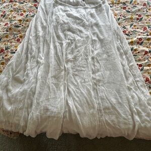 Elegant White Women's Skirt